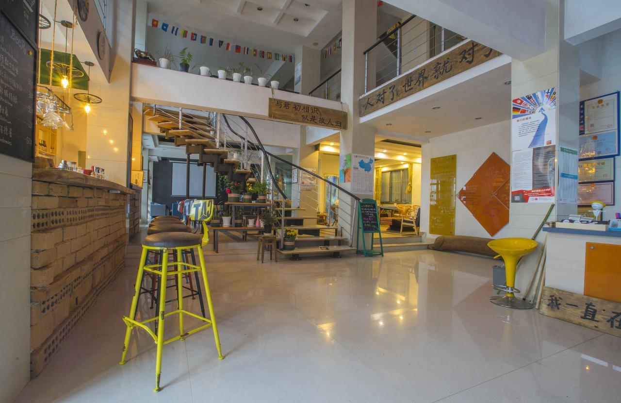 Kunlun International Youth Hostel Хуаншань Экстерьер фото