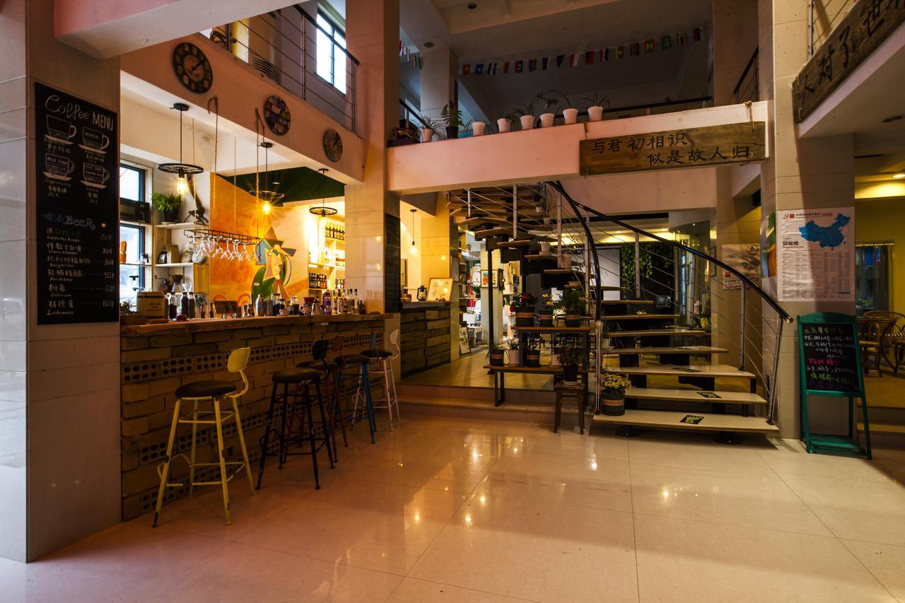 Kunlun International Youth Hostel Хуаншань Экстерьер фото