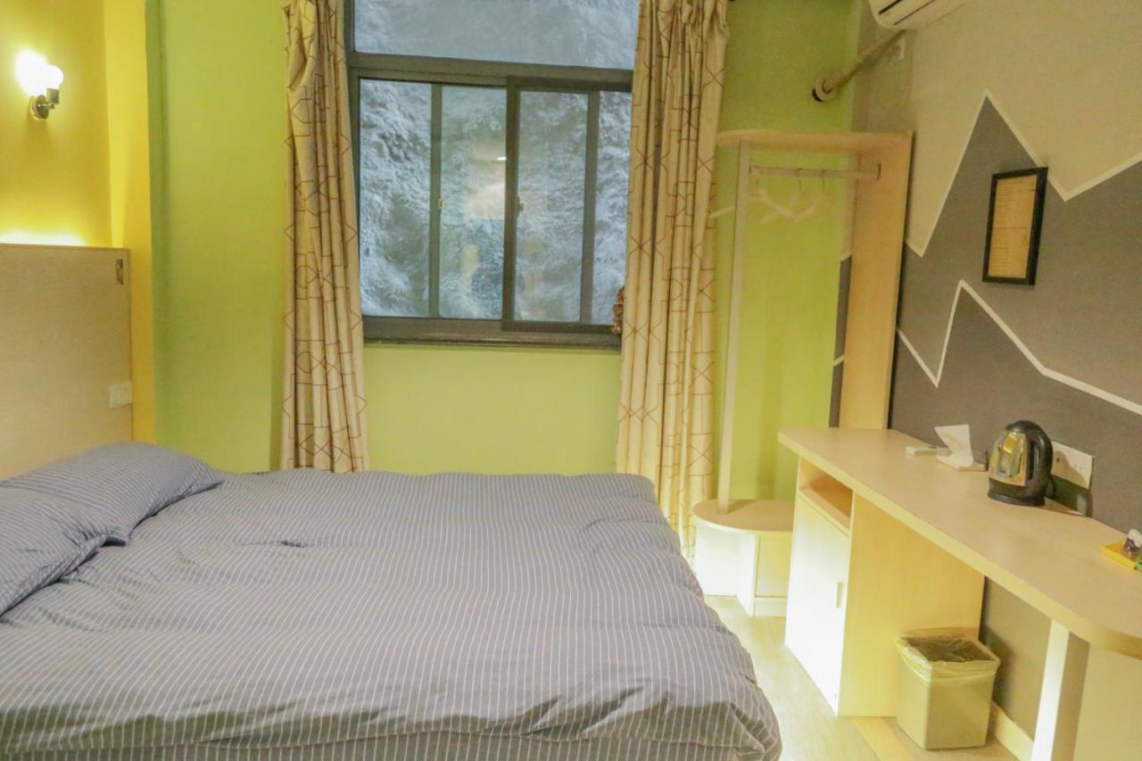 Kunlun International Youth Hostel Хуаншань Экстерьер фото