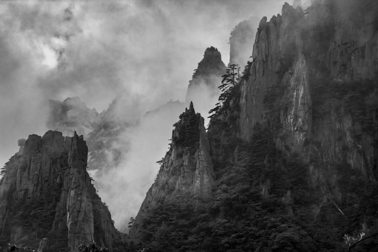 Kunlun International Youth Hostel Хуаншань Экстерьер фото